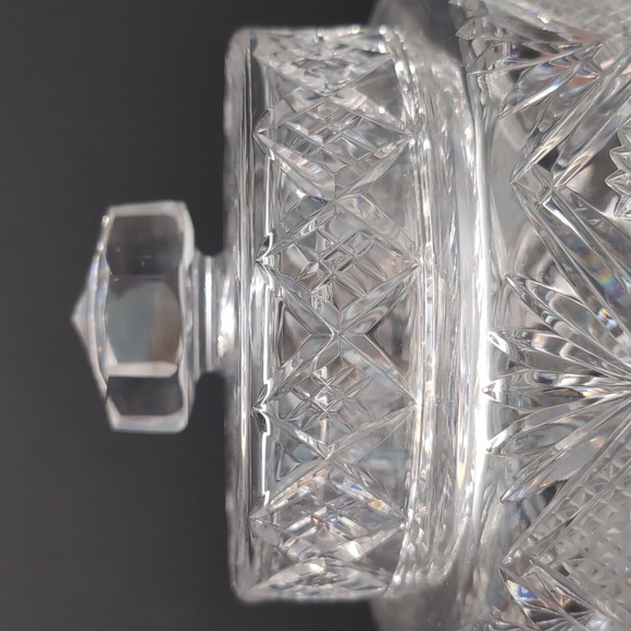 Vintage European Crystal Cut Glass Jar with Lid. - Picture 4 of 10